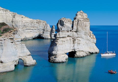 Milos - Kleftiko w Grecji archowum visitgreece.com