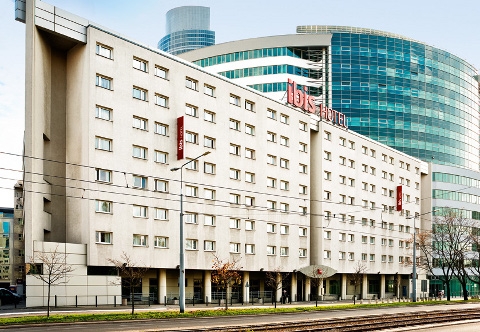 Ibis Warszawa Centrum archiwum prasowe Ibis