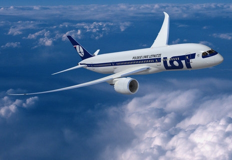 Dreamliner w barwach LOT archiwum boeinga