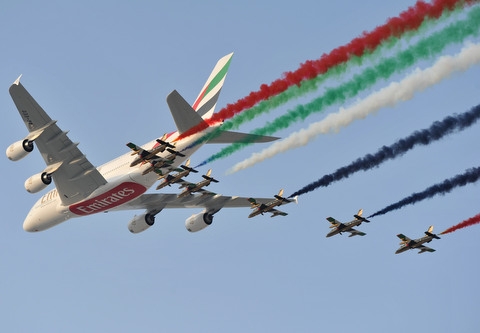 A380 w barwach Emirates archiwum Emirates