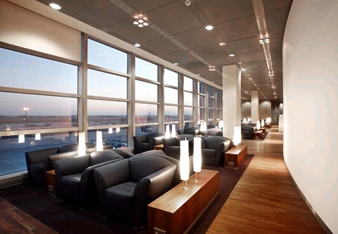 Senator lounge w Monachium archiwum Lufthansy