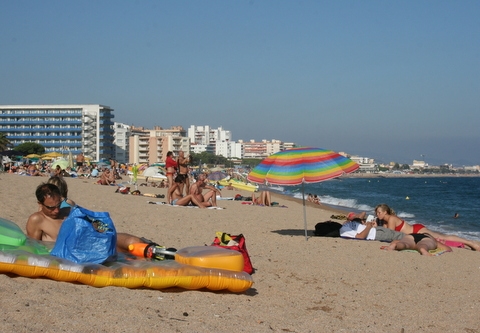 Na plaży hiszpańskiej AG