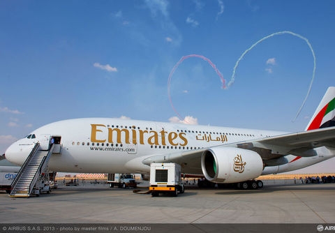 Airbus A380 w barwach Emirates archiwum Emirates