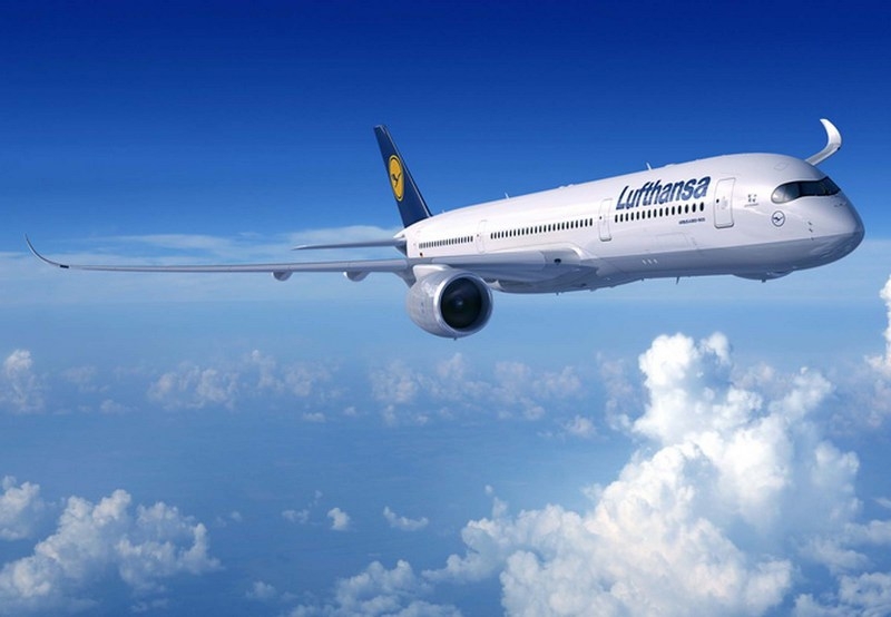 Airbus A350-900 w barwach Lufhansy archiwum Airbusa