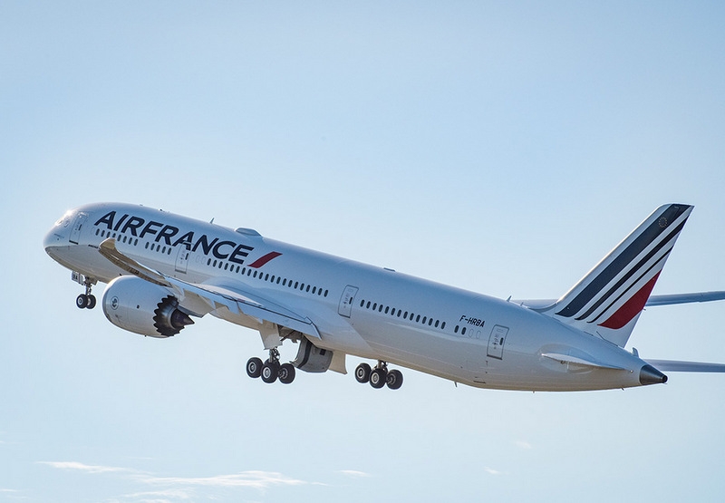 Dreamliner w barwach Air France archiwum Air France
