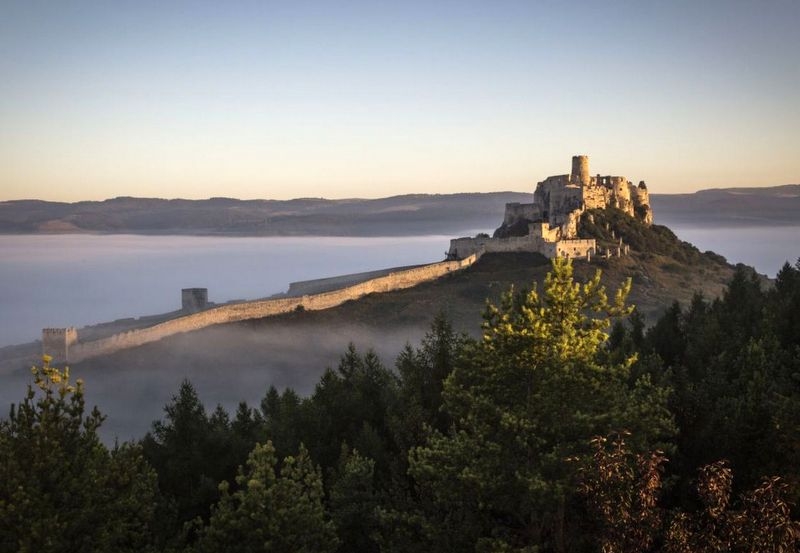 Zamek Spiski archiwum Slovakia Travel