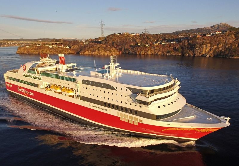 MS Stavangerfjord z zabudowanym 10. pokładem Erik Ask