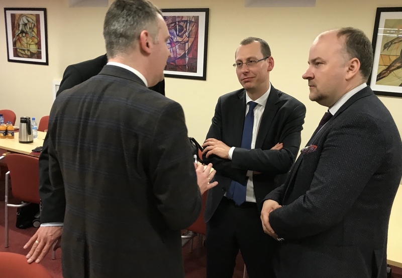 Od prawej: Andrzej Kindler, Robert Andrzejczyk - prezes POT archiwum POT