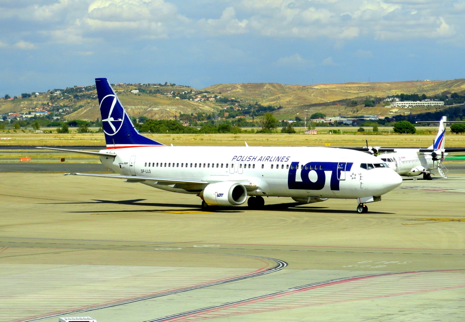 Boeing 737 w barwach PLL LOT fot. Jacek Bonczek