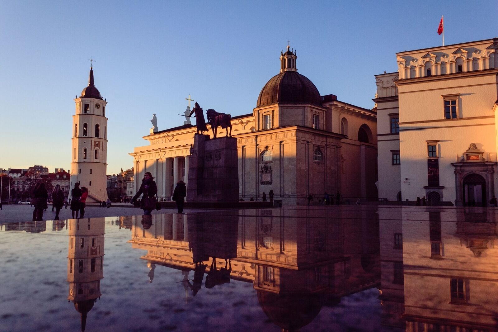 Plac Katedralny i Katedra w Wilnie materały prasowe