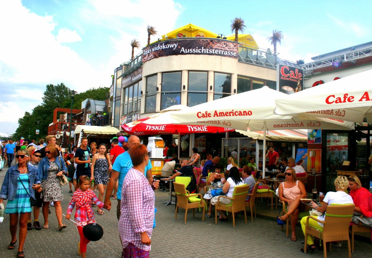 Promenada kołobrzeska AG