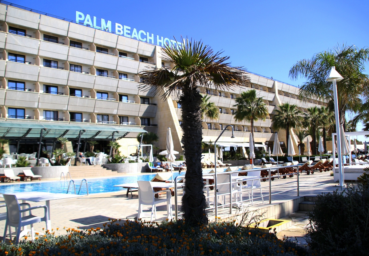 Palm Beach Hotel w Larnace AG