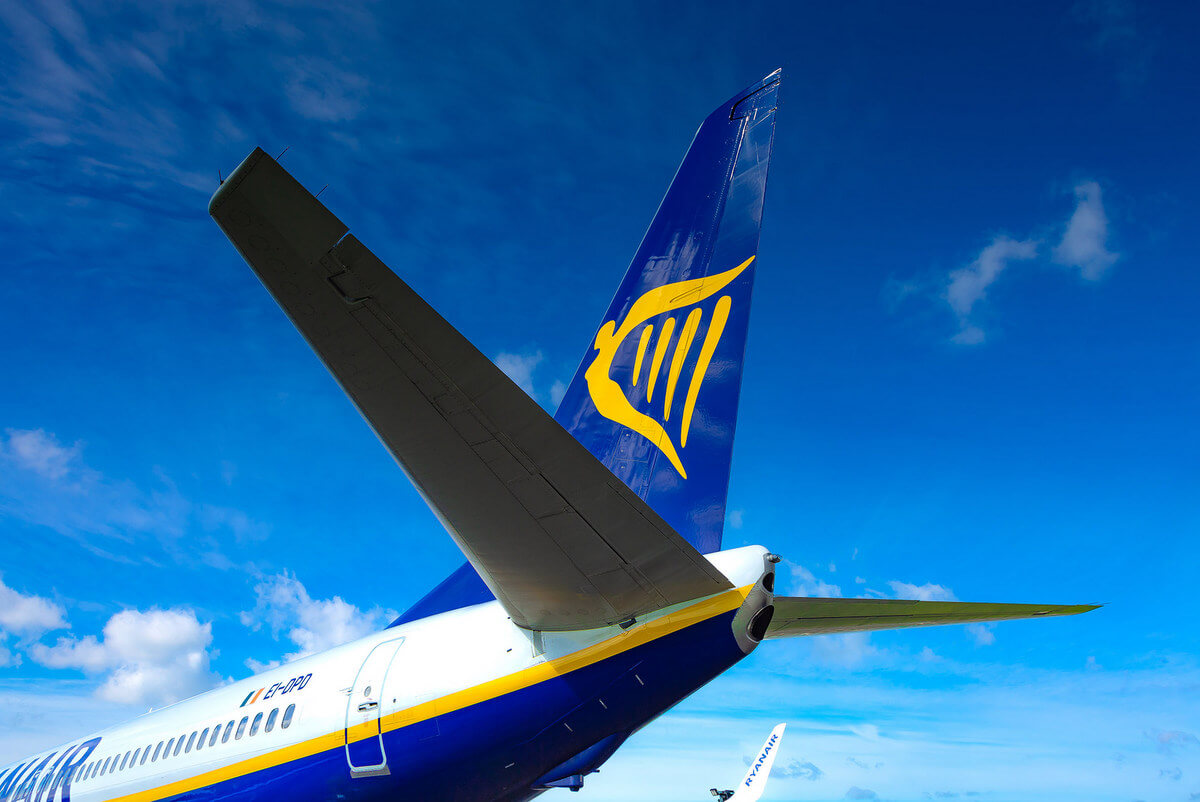 Ryanair zwalnia 250 osób w swoich biurach