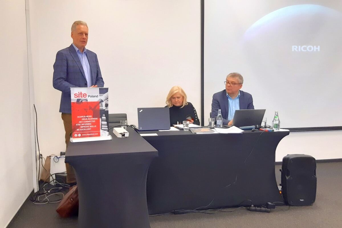 Cezary Wilemajtys, Grażyna Grot-Duziak, Paweł Niewiadomski Cezary Wilemajtys, Grażyna Grot-Duziak, Paweł Niewiadomski