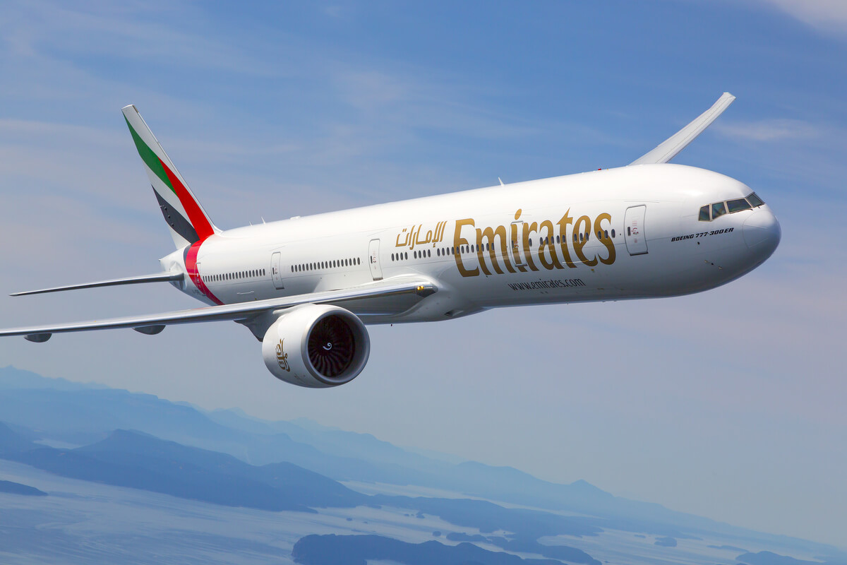 Emirates zawieszają wszystkie loty