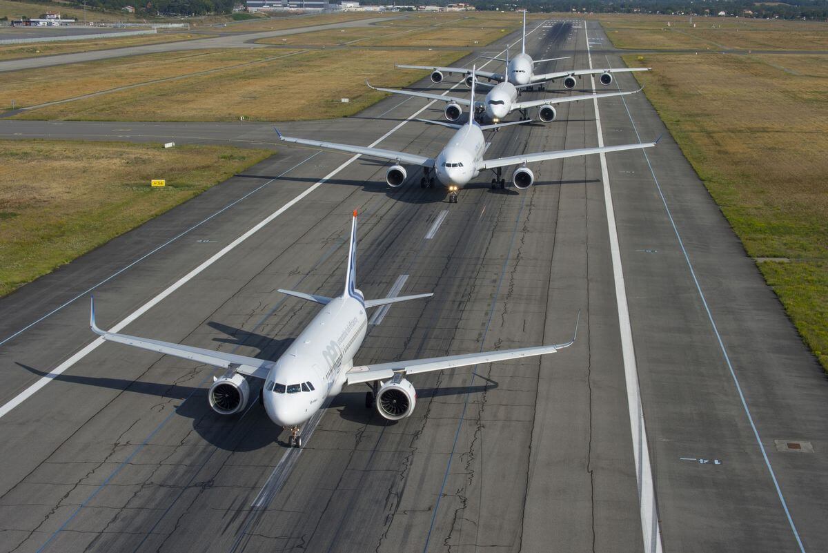 Airbusy na pasie startowym Ruch lotniczy w Europie poniesie wielkie straty