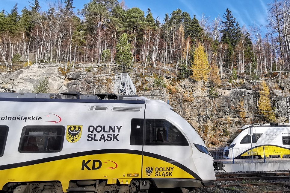 Pociągi Kolei Dolnośląskich Koleje Dolnośląskie rozszerzają sieć połączeń