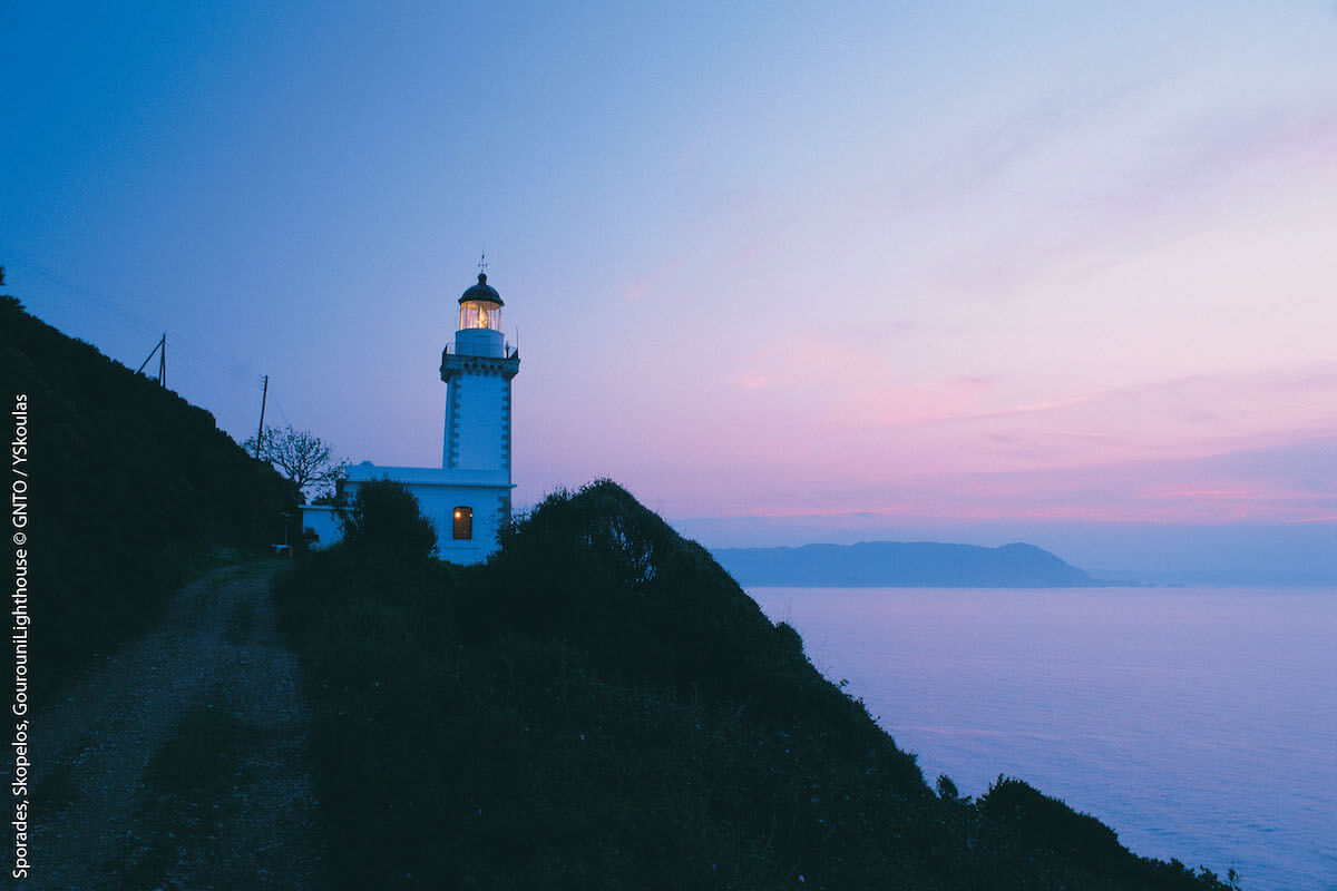 Skopelos, latarnia morska Gourouni
