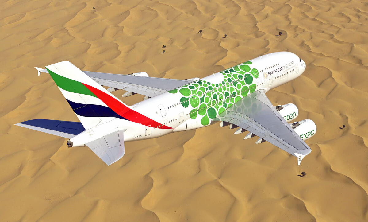 Airbus A380 w barwach Emirates A380 zacznie latać do Ammanu