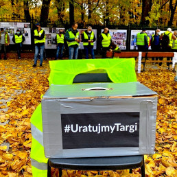 Protest branży targowej przed KPRM