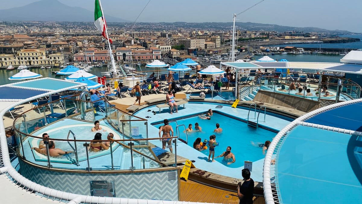 Widok na rufę Costa Firenze