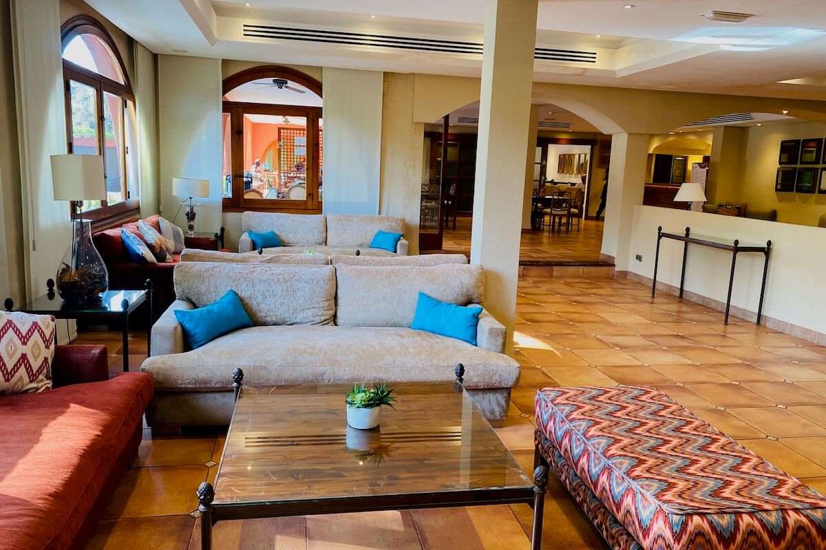 Lobby hotelu Bonaire Intur