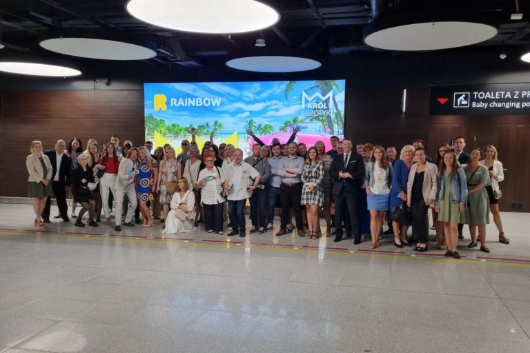 Rainbow dreamlinery z nowego terminala w Gdańsku Wasza Turystyka