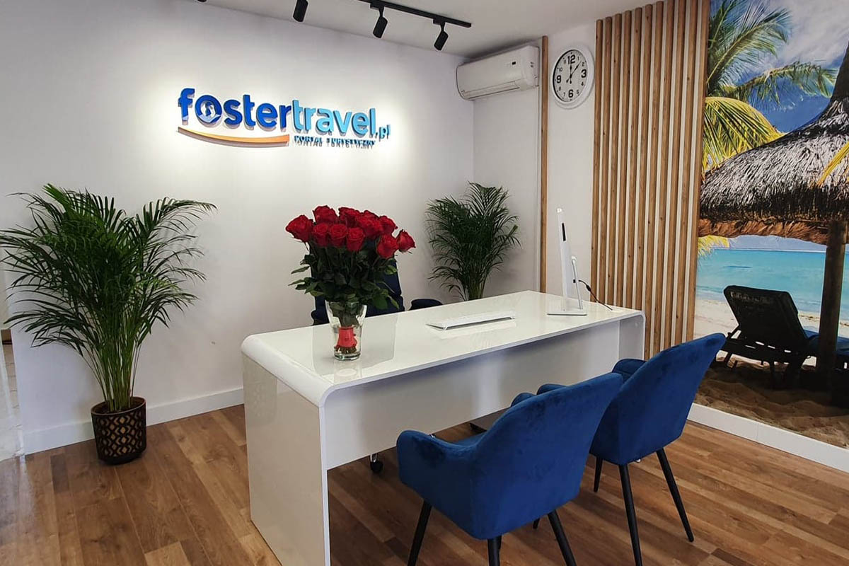 foster travel pl