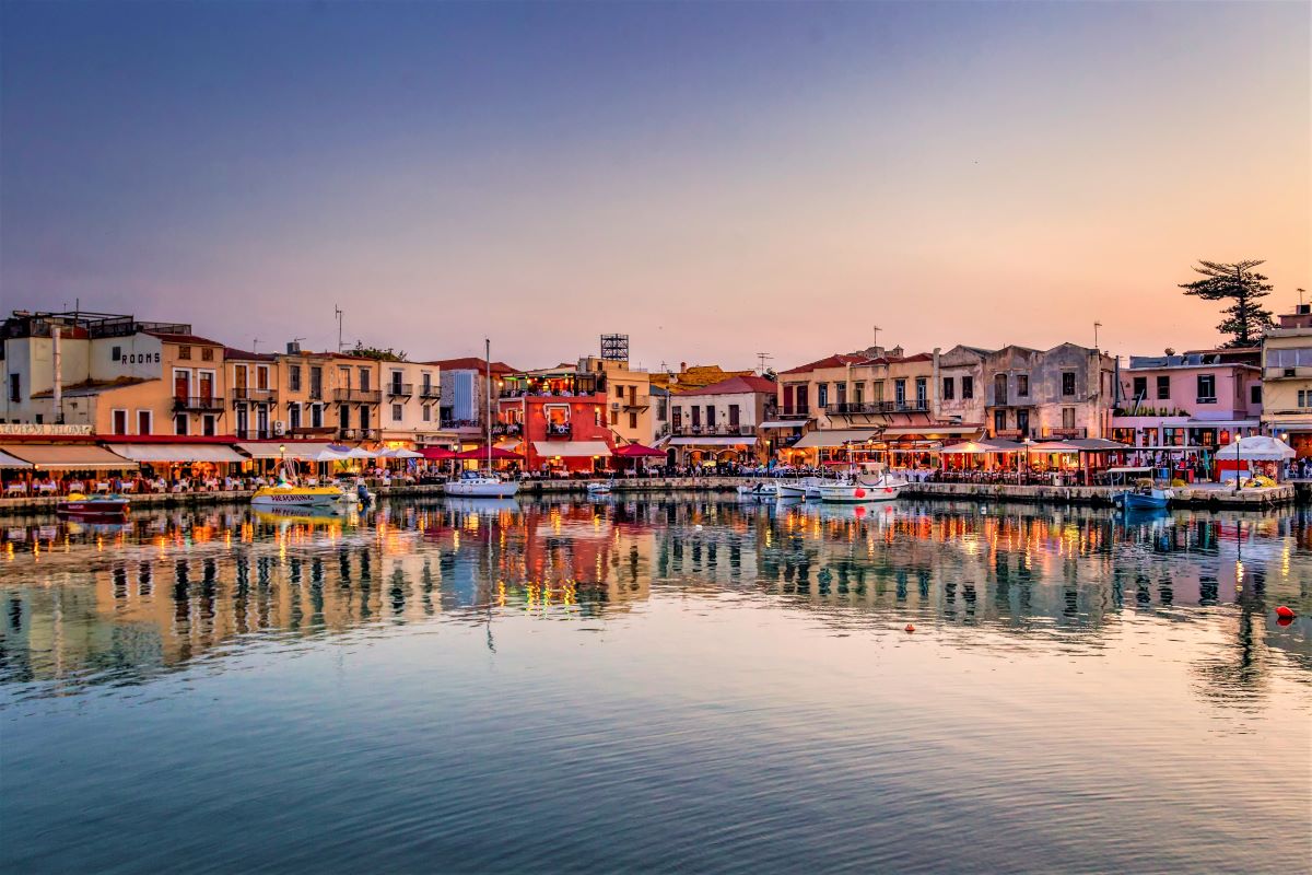 Rethymno_VenetianHarbour_Merakos