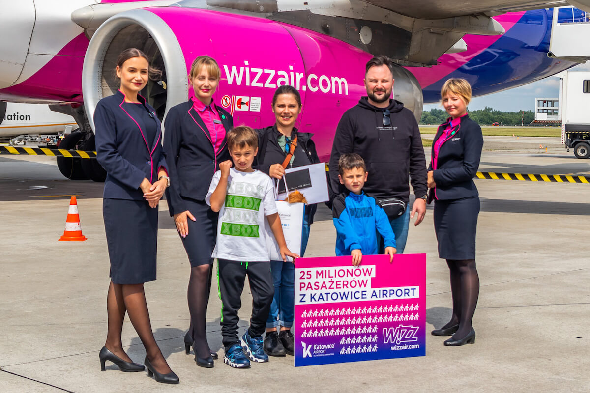 Wizz Air świętował przewiezienie 25-milionowego pasażera z Katowic
