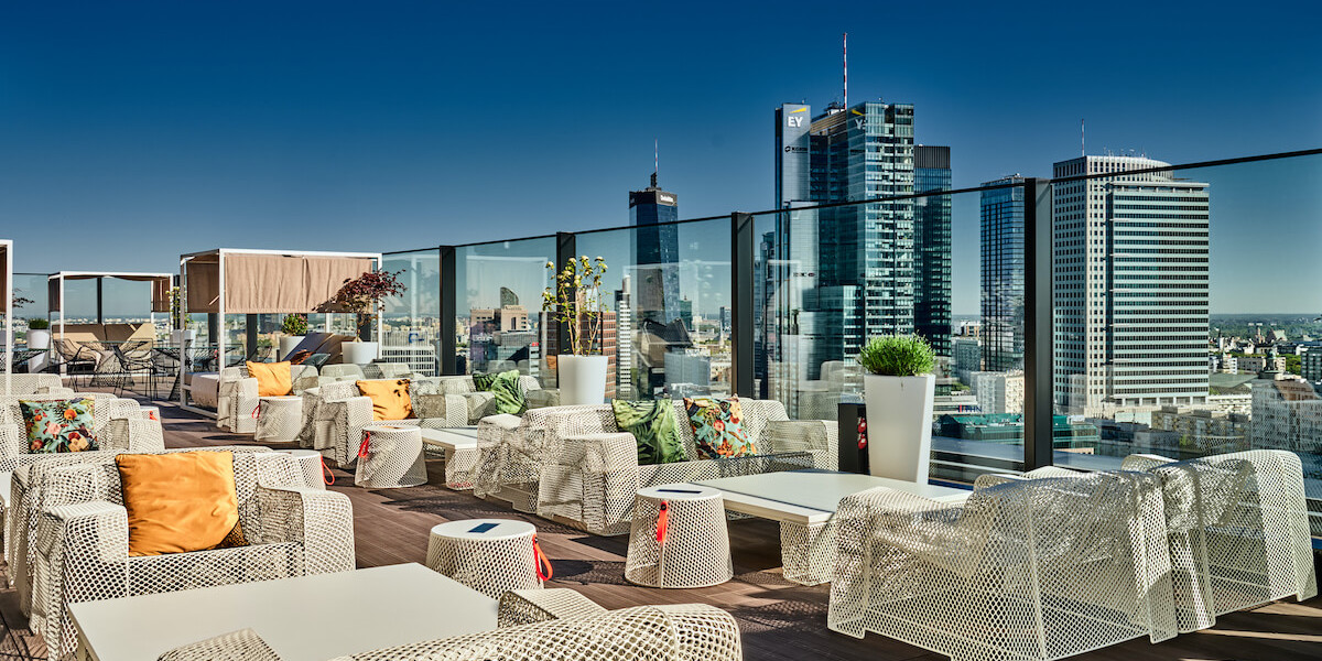 bar Ether na dachu Nyx Hotel Warsaw