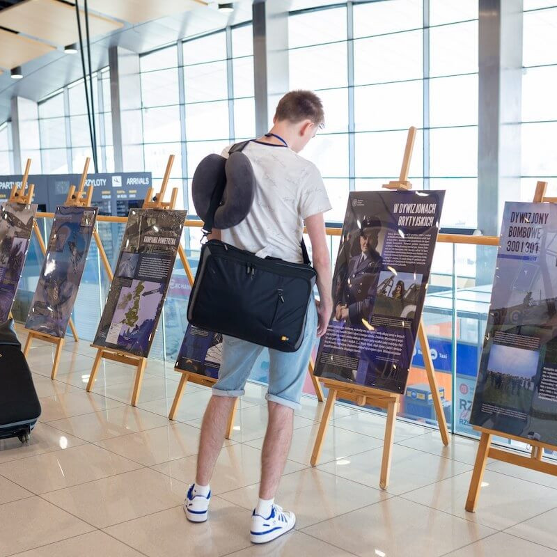 Wystawa „Polacy w bitwie o Wielką Brytanię” na lotnisku w Rzeszowie