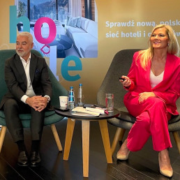 Gheorghe Marian Cristescu i Renata Pawłowska-Maciak na konferencji prasowej PHH