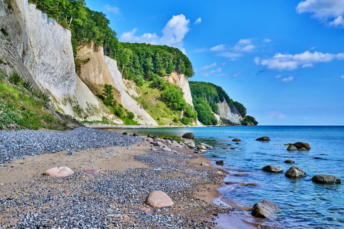 Kredowe klify w Parku Narodowym Jasmund. /fot Florian Trykowski/DZT