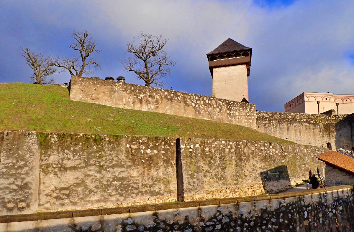 Zamek w Trenczynie jest jednym z najważniejszych w Dolinie Wagu. /fot.: Mieczysław Pawłowicz