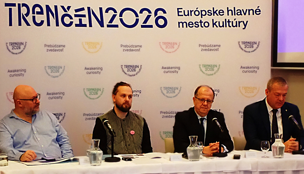 Główni organizatorzy ,,Trencin2026" na konferencji otwierającej uroczystość./fot. Mieczysław Pawłowicz