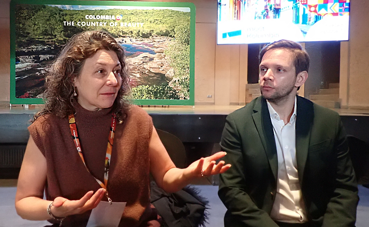 Maria Eugenia Oriani Ucros, i Jewgeni Patrouchev, przedstawiciele ProColombia prezentują atrakcje kraju. /fot. Mieczysław Pawłowicz