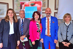 Grecy promują Wyspy Jońskie i Egejskie Północne./fot. Mieczysław Pawłowicz